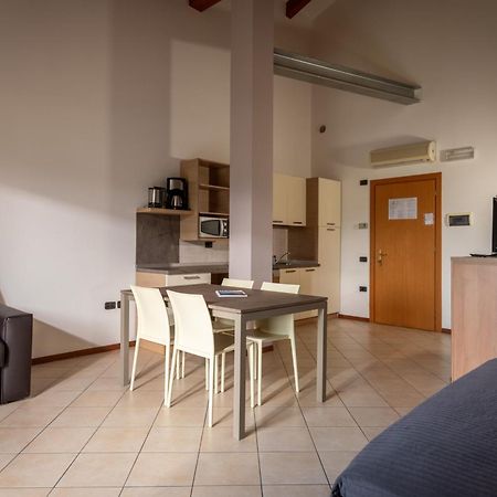 ריבה דל גארדה Residence Filanda מראה חיצוני תמונה