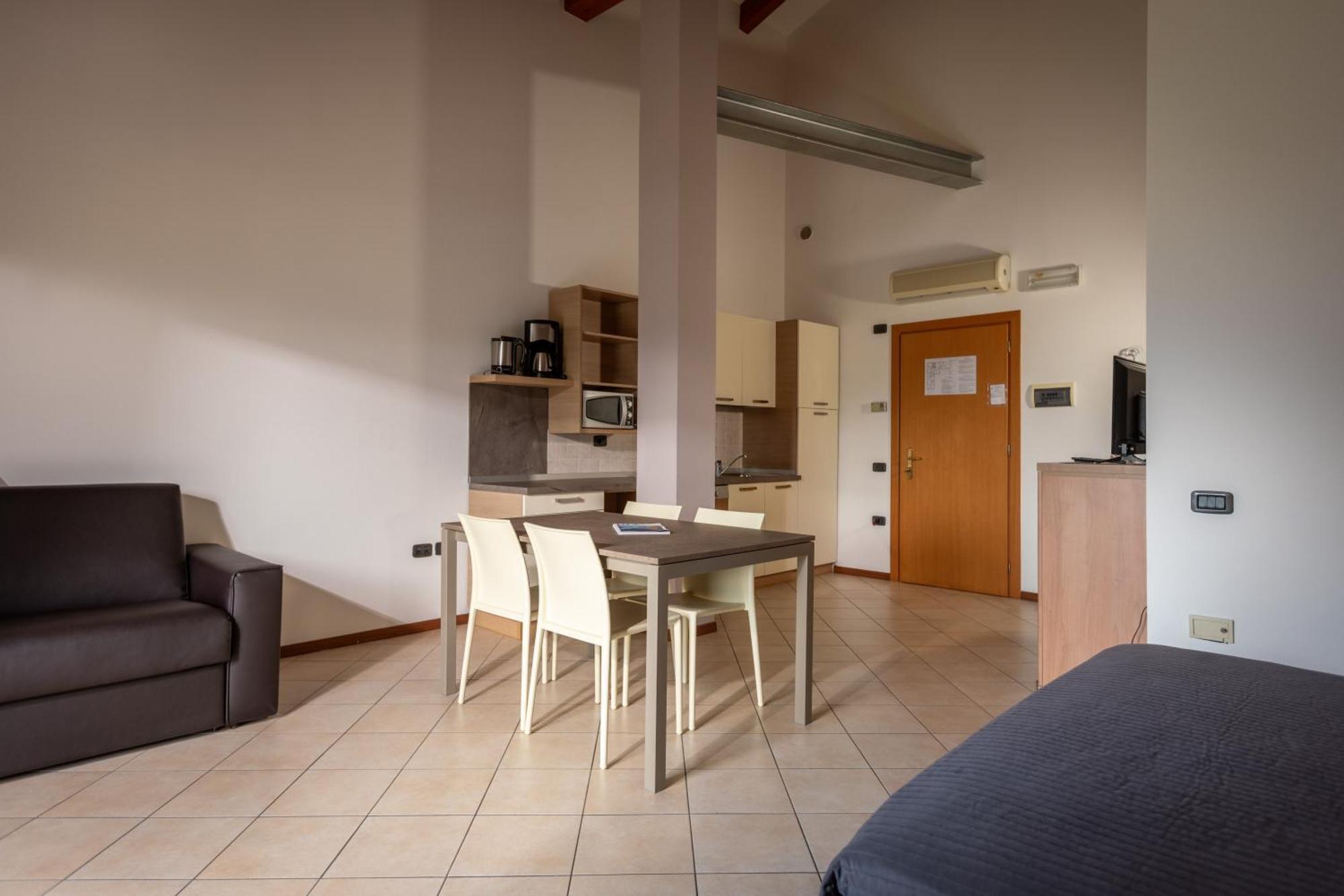 ריבה דל גארדה Residence Filanda מראה חיצוני תמונה