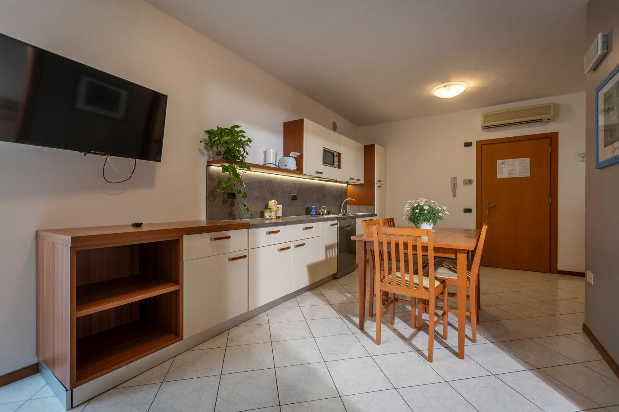 ריבה דל גארדה Residence Filanda מראה חיצוני תמונה